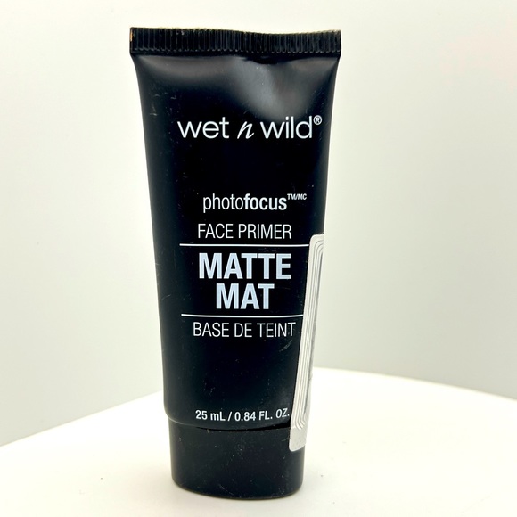 🦋$4 ~ Wet N Wild ~ PhotoFocus Face Primer ~ Matte ~ Full Size ~ NEW - Picture 1 of 4